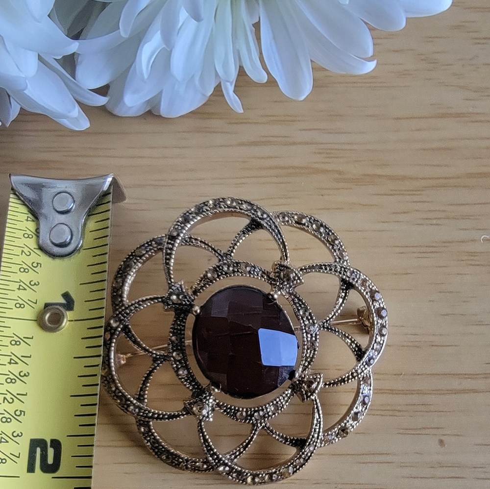 MONET Elegant Gold Tone And Rhinestone Brooch - Picture 5 of 7
